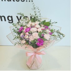 Loving Mum (Colour at Your Choice)