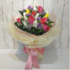Passionate Tulips Bouquet Medium size