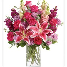 Stunning Lily Bouquet in Vase (medium size)